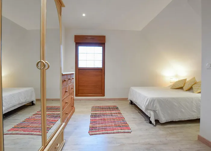 Feriehus 4 Bedroom Gorgeous In Valorbiquet Saint-Julien-de-Mailloc